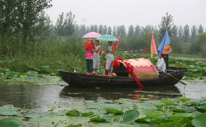 从菏泽去微山湖湿地怎么去